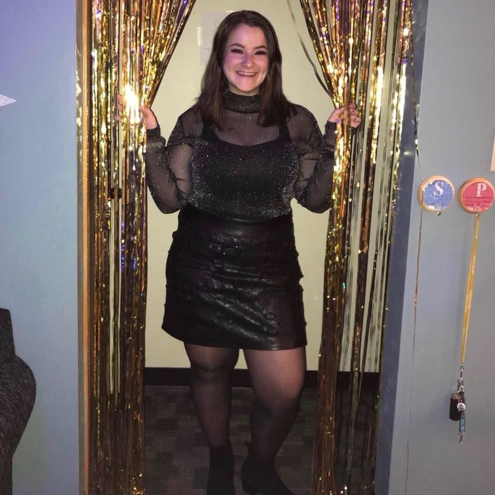 Meet your Posher, Emma